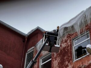 jääpurikate eemaldamine