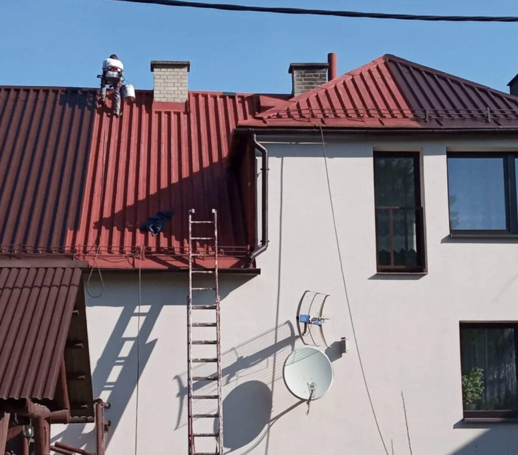 kivikatuse-värvimine; katuste-värvimine; plekk-katuse-värvimine